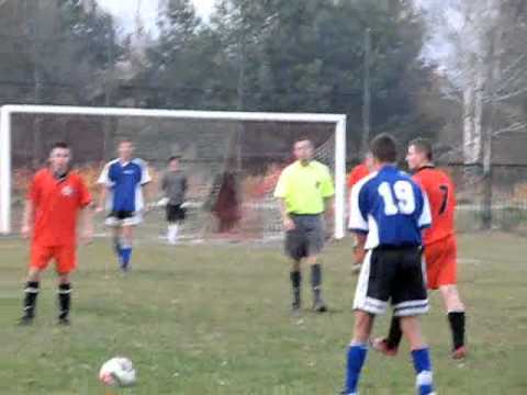 Smoczanka Mielec - START Wola Mielecka  juniorzy starsi  02.11.2010