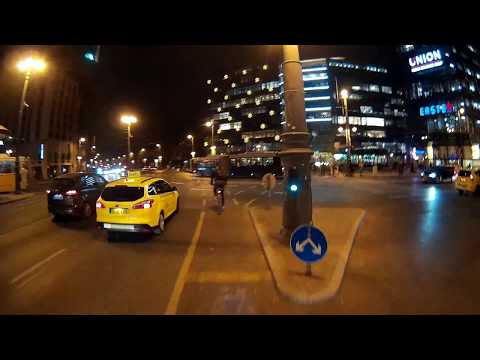 Teljesen felesleges pirosozás