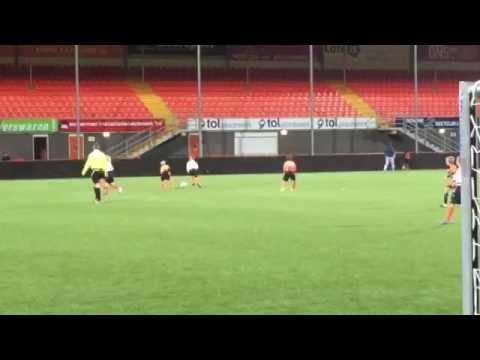 Een grote actie in de deencup