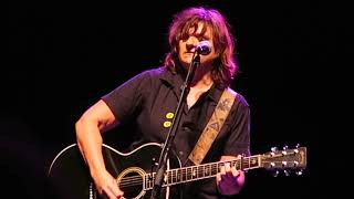 Indigo Girls Amy Ray &quot;Romeo and Juliet&quot; Dire Straits cover live concert @ Keswick Theatre 2018