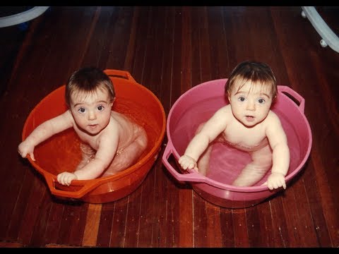 Welcome to our life! (No Frills Twins)