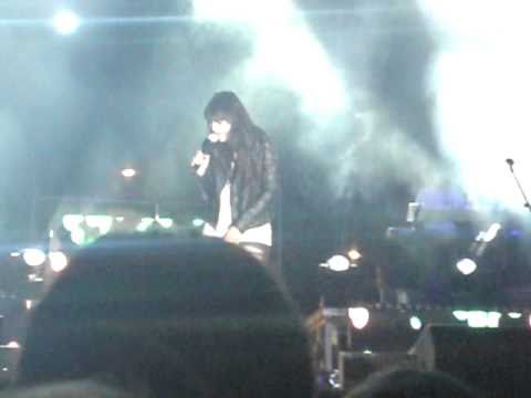 Ewa Farna - Zamknij Oczy live in Racibórz