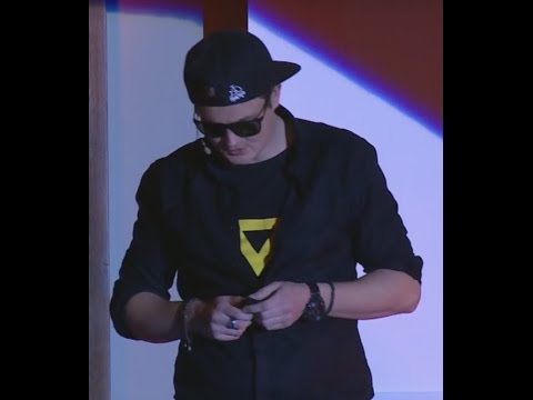 Tohle je život a nic víc už nebude | Kazma Kazmitch | TEDxZlín