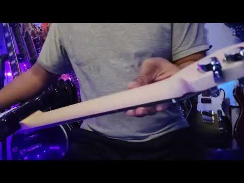 Unboxing Gitar Stinger SST10 Stratocaster Model dan Sesi curhat kenapa lo harus beli gitar Original?