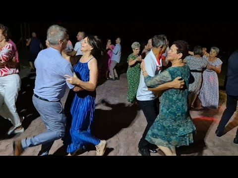 15 08 2025  Ostałów Na takie pary taneczne patrzymy z wielką przyjemnością. 