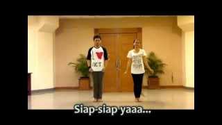 Download lagu The FIRST Betawi Flashmob Dance in Outdoor... mp3
