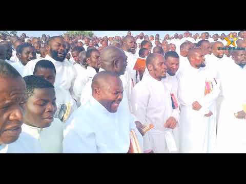 Famba mangwana ngwana