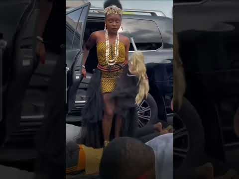African Princess Getting off the Car.         #africanqueen #goddess #Princess #Trampling