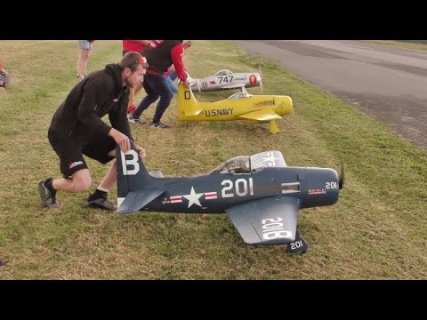 TJD DISPLAY TEAM - WW2 RC ZIROLI 1/5 SCALE F8F BEARCATS - WINGS & WHEELS SPECTACULAR - 2022