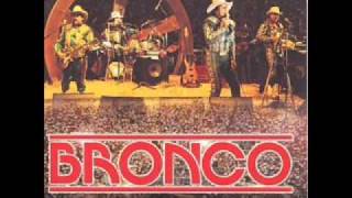 BRONCO  bailando jalao
