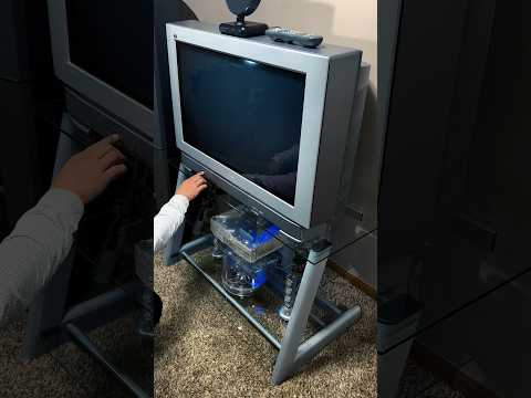 HD CRT powering up 👉⚡️