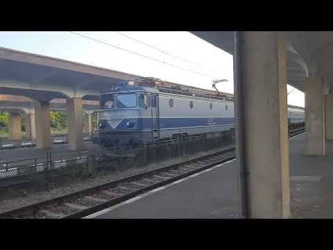 Activitatea Trenurilor In Gara Ploiesti Sud/Train Activity in Ploiesti Sud Station