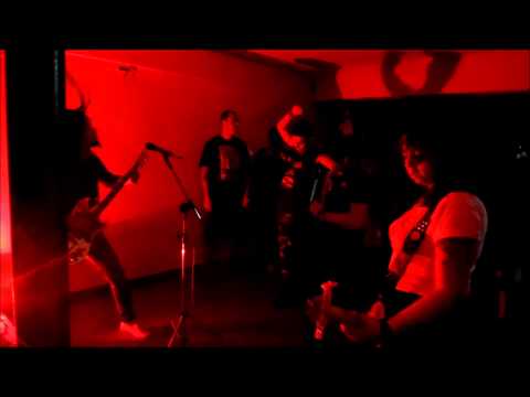 Mácula @ Ruídos Extremos II - Divinópolis - MG, 26/10/2014