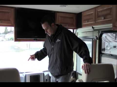 8925 2012 ALLEGRO BREEZE 28BR