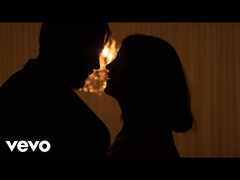 Gal George Gjurin - SHINE