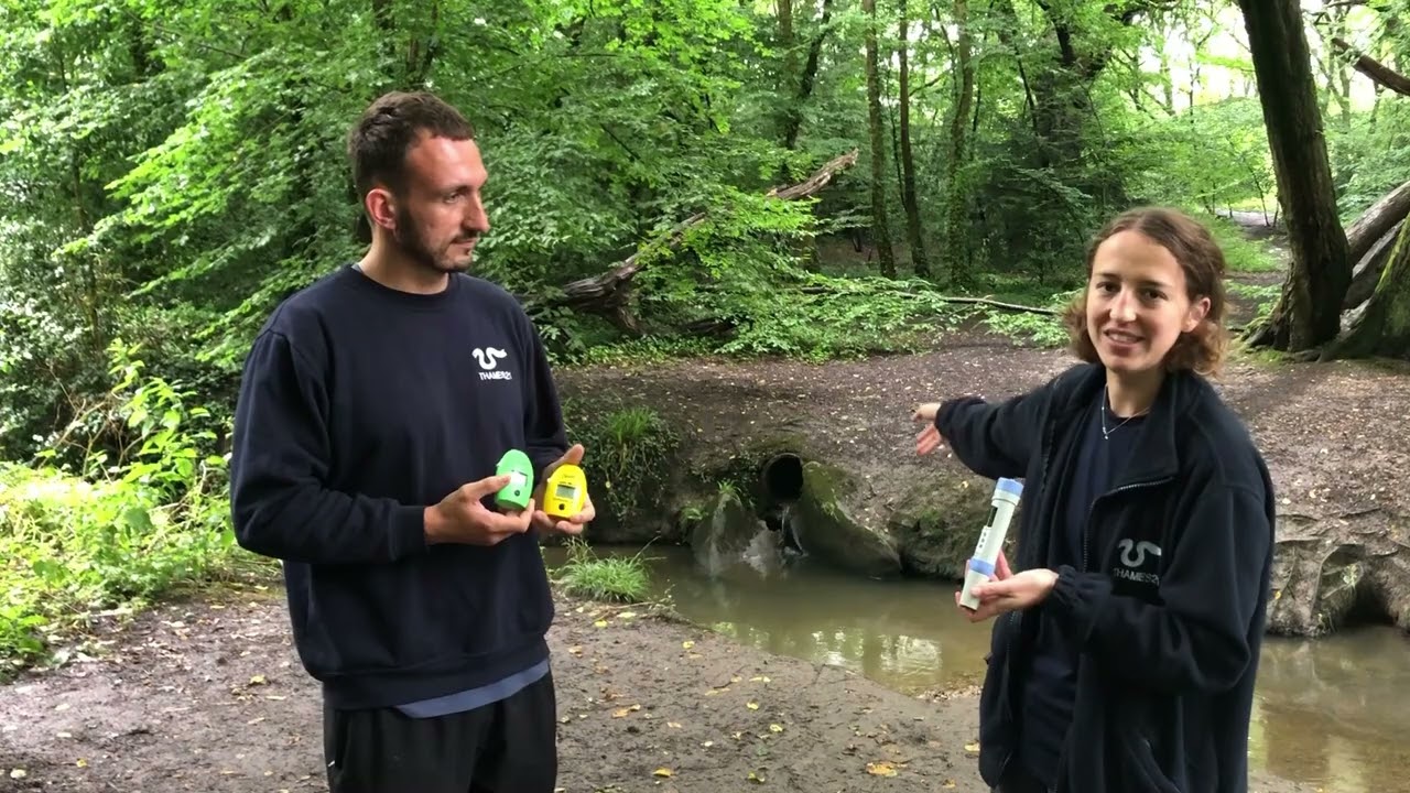 Thames21 Evidence team at the River Ching