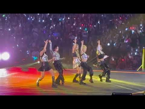 Girls On Top Cover Stage Collaboration performed by Everglow and Lapillus KCONLA - 230819-20