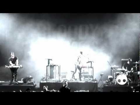 THE BLOODY BEETROOTS DEATH CREW 77 Live CrossOver Festival