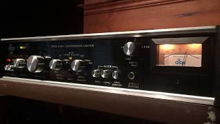 Video thumbnail for DBX 165 Compressor Limiter. by marcusdolby1
