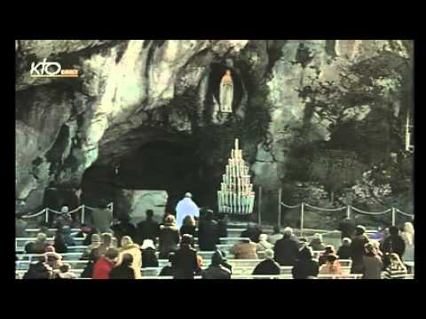 Chapelet à Lourdes