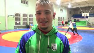 Daniel Kulczyński (Grunwald Poznań) cieszy się ze srebrnego medalu mistrzostw Polski w Janowie Lub.