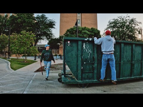 College Move Out Dumpster Diving DAY ONE! What a Whirlwind!