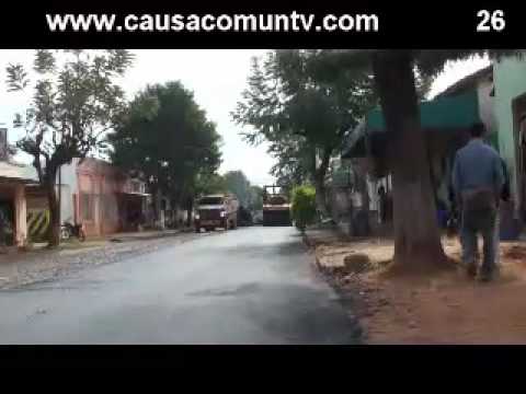 Gobernador Celso Troche inaugurando 7 cuadras  de asfalto en San Juan