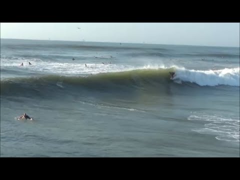 Pumping waves roll in to Bob Hall Pier