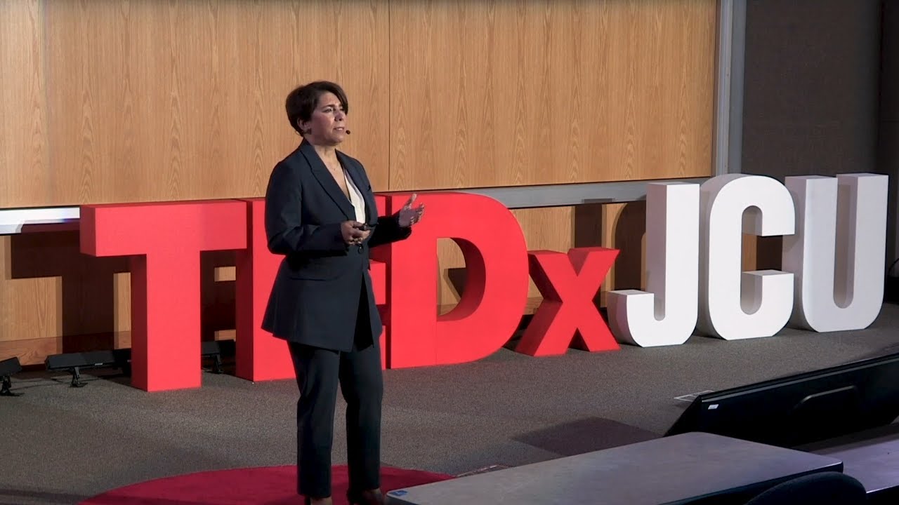 Fernanda Carapinha on stage