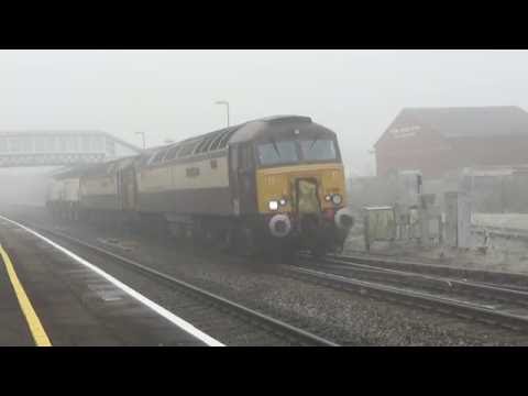 Northern Belle's 57305 and 57312 departs Bridgwater on 6M63 on 1st December 2016