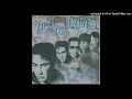 The Kissing Bandits – Shake Some Action