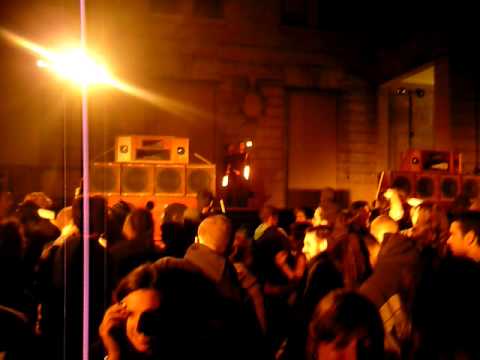 Dub Addict Sound System - Fete de la musique - 2009 - Watching me