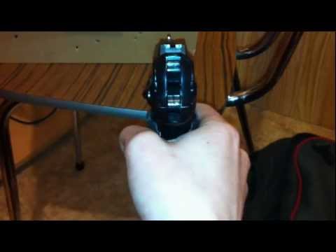 comment demonter un cz 75d compact