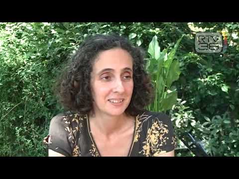 LIVING WITH MULTIPLE SCLEROSIS