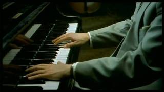 Video trailer för The Pianist (2002) Trailer