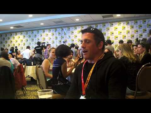 FRINGE: J.H. Wyman on the Show's Final Panel, If That New Footage is From Season 5 & More