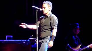 I'm On Fire - Bruce Springsteen - Mt Smart Stadium, Auckland 1-3-2014