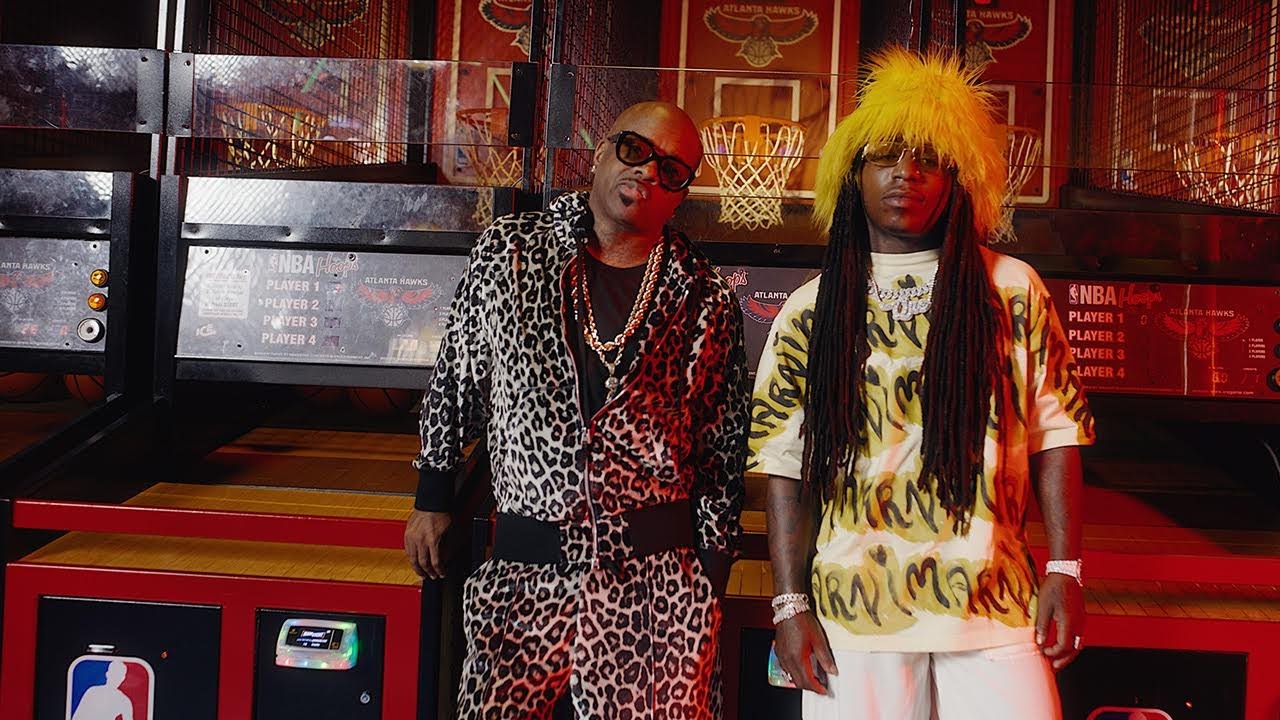 Jermaine Dupri  “Pick It Up” ft. Jacquees (Official Video)
