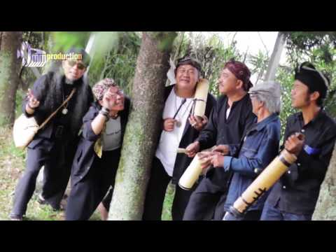 Enung feat Wa Uko - Dago Pakar