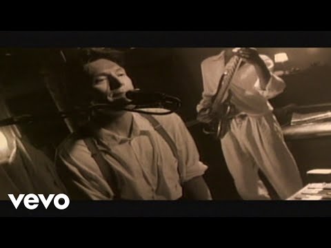 Steve Winwood - Roll With It