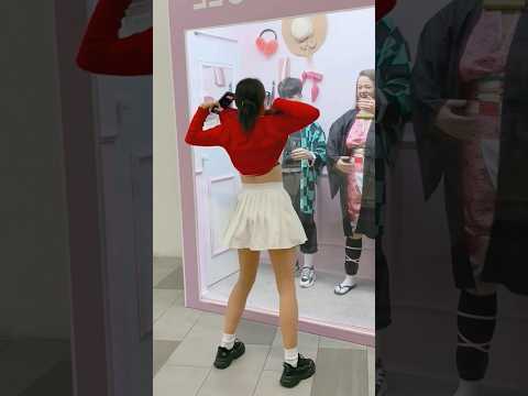 Russian girl surprised mannequins 🤪 #AniDich #russia #russian #girl #surprise #mannequin #joke