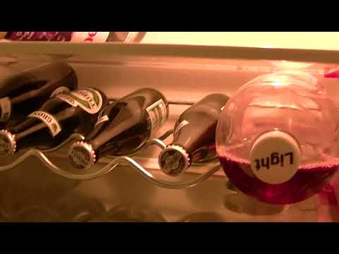 John drikker sig fuld og får ikke startet på sin uddannelse