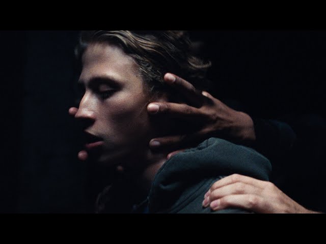 Neu: Mein Hass Tritt Dir Die Haustür Ein von Berq ((ansehen)) - POP ALTERNATIV