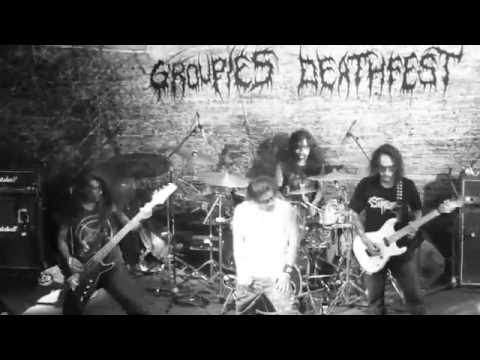 SiksakubuR - Burung Bangkai ( live at Groupies Death Fest 2 )