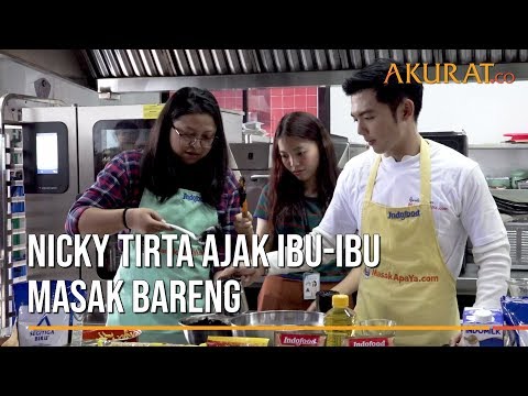 Nicky Tirta Ajak Ibu-ibu Masak Bareng