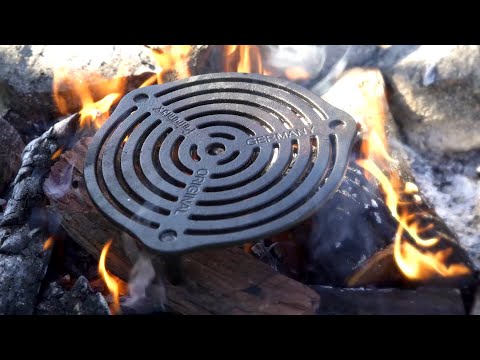 Огляд підставки Petromax Cast-Iron Stack Grate для казанів-жаровень Dutch Oven