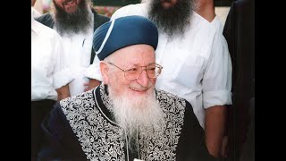 לא מוכר את התורה שלי!!! - מרן הרב מרדכי אליהו (הרב מרדכי אליהו זצ"ל) - התמונה מוצגת ישירות מתוך אתר האינטרנט יוטיוב. זכויות היוצרים בתמונה שייכות ליוצרה. קישור קרדיט למקור התוכן נמצא בתוך דף הסרטון