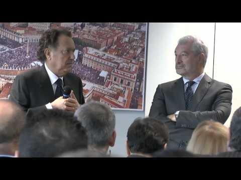 Auguri del Capo della Polizia Antonio Manganelli al personale della questura di Roma