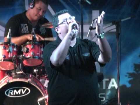 Banda Giom - Conflitos