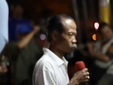 Musisi Keroncong di Bakmi Kadin Yogyakarta